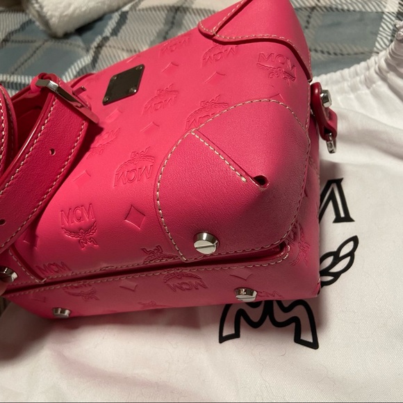 MCM logo embossed crossbody bag - Picture 12 of 16